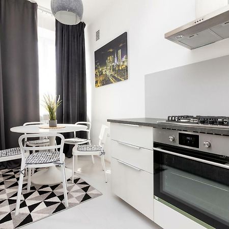 City Centre Apartment Varsóvia Exterior foto